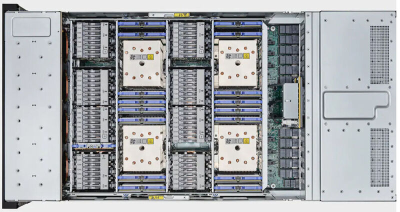 Das Innere des „Power 10 E1080“-Servers. 