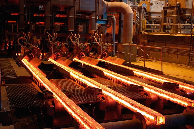 Schon vor dem Stranggießen wird die Qualität des Materials erfasst; die Daten werden zur Qualitätssicherung über die ganze Prozesskette ausgewertet. (Swiss Steel)