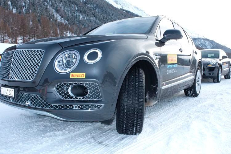 Für die SUV-Klasse eignet sich der Pirelli Scorpion Winter. (Jan Rosenow)