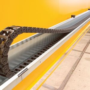 (Tsubaki Kabelschlepp)