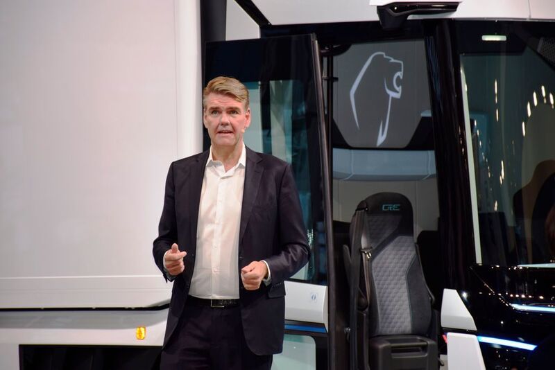 Joachim Drees, der Vorstandsvorsitzende der MAN Truck & Bus AG präsentierte auf der IAA Nutzfahrzeuge die Neuheiten und die Strategie des Unternehmens. (»kfz-betrieb« / Schweitzer)
