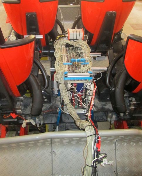 Mobile Messdatenerfassung im Einsatz. Das Fraunhofer LBF sammelte vor Ort live-Messdaten, mit denen die Belastung der Bauteile genau berechnet werden konnte. (Bild: Fraunhofer LBF)