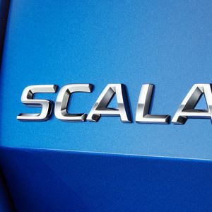 Der Name ist bereits kommuniziert: Skoda nennt seinen neuen Kompakten künftig Scala.(Bild:  Skoda)