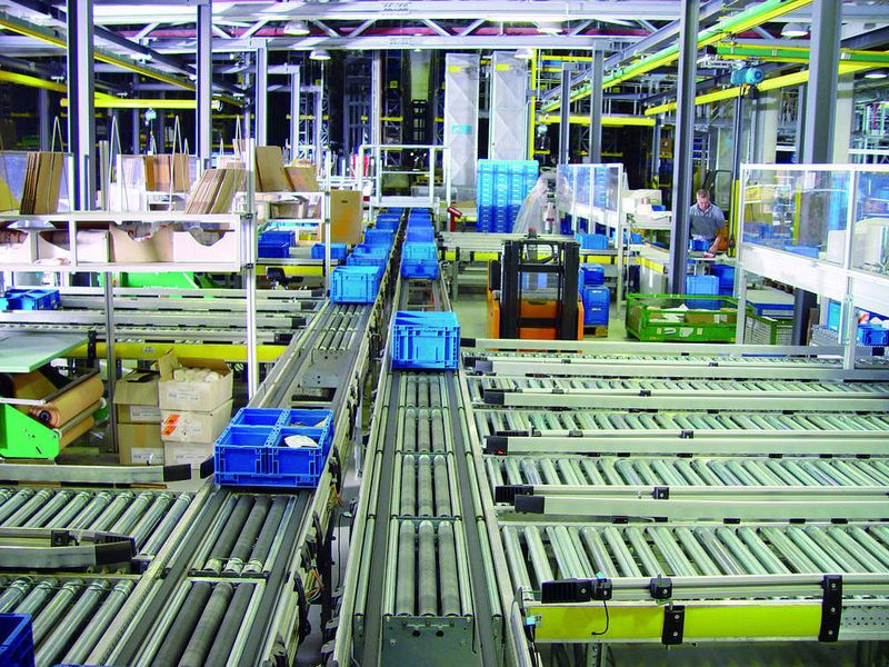 Bild 2: Das standardisierte Warehouse-Management-System Iwacs kann lagertechnische Systeme aller Automatisierungsgrade managen, aber auch konventionelle Fachbodenlager, in denen anhand von Picklisten kommissioniert wird. (Archiv: Vogel Business Media)