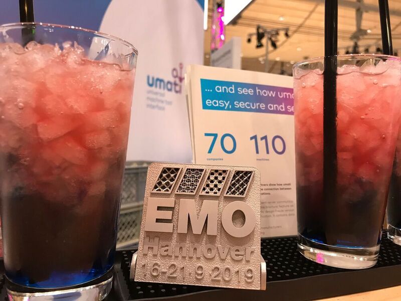 Die Logo-Kacheln waren auf der EMO Hannover 2019 stets ein Hingucker. (EMO Hannover)