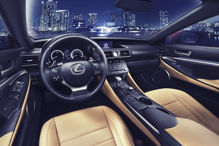 Der Innenraum entspricht dem der Limousinen-Version Lexus IS. (Foto: Lexus)