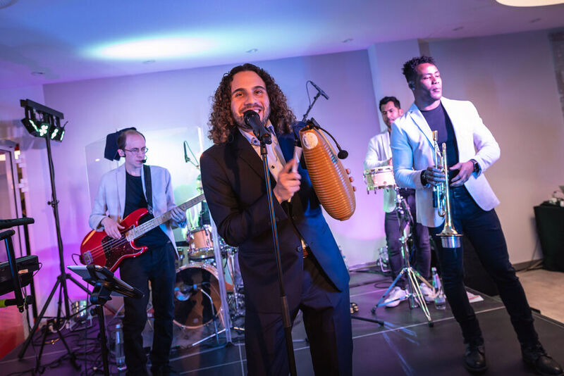 Die Band Puente Latino sorgte im Anschluss an die offizielle Gala für den richtigen Beat. (Stefan Bausewein)