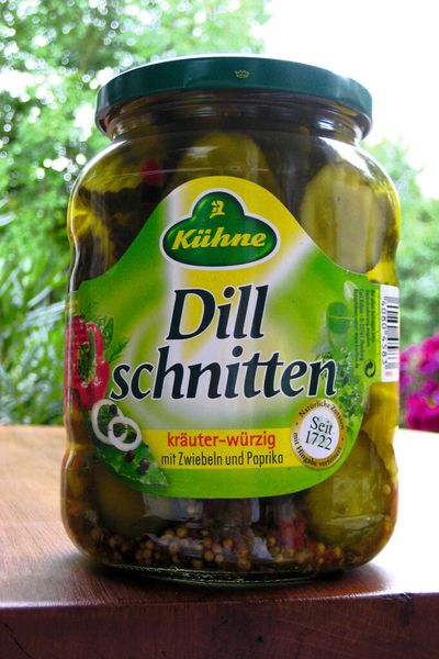 Während der gesamten Sommersaison werden in Straelen Gurken aus regionalem Anbau produziert.  (Bild: SEW-Eurodrive)