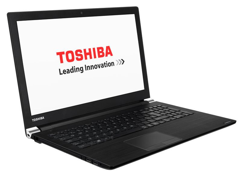 Toshiba stattet das flache Satellite Pro noch mit einem optischen Laufwerk aus. Das Display ist entspiegelt. (Bild: Toshiba)