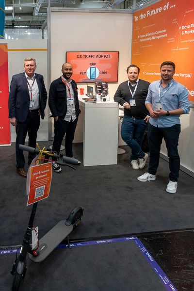 Valantic möchte unter anderem mit seiner Customer Data Platform einen Mehrwert für Marketing-Abteilungen liefern. Hierzu will sie Silos durch die Zusammenführung von Daten aus unterschiedlichen Systemen überwinden. Das soll es ermöglichen, Kunden isoliert analysieren und somit individuelle Maßnahmen zur Konvertierung entwickeln zu können. (Bild: Vogel Communications Group)