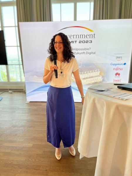 Profile, Kompetenzen, Mindset – Erfolgreiche Digitalisierung braucht die richtigen Köpfe, so Dr. Ilona Benz, Geschäftsführerin und Chief Digital Officer, KL.digital GmbH und Stadt Kaiserslautern  (©Vogel IT-Akademie)