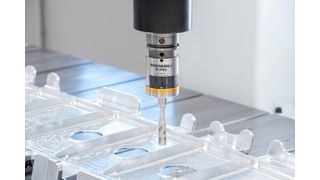Renishaw hat die AMB 2026 genutzt, um zwei innovative Messtaster vorzustellen, die Bauteile direkt in der Werkzeugmaschine checken können. Eins davon ist der erste Ultraschall-Messtaster des Unternehmens, der sich RUP60 nennt. Hier mehr dazu – und zu dem anderen ... (Bild: Renishaw)