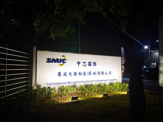 SMIC-Werk im chinesischen Shenzhen: Ob neue heimische Lithografiesysteme den Sprung von Erprobung und Prozessintegration in qualifizierte Serienfertigung schaffen, hängt von vielen Faktoren ab.(Bild:  SMIC_Shenzhen_Factory.jpg /Lhzss8 / CC BY-SA )