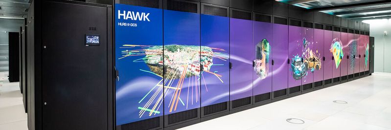Der Höchstleistungsrechner Hawk an der Universität Stuttgart wird aufgerüstet: Durch die Erweiterung um NVIDIA Grafik Prozessoren (GPUs) werden Deep Learning- und KI-Anwendungen möglich. (Bild:  Universität Stuttgart/HLRS)