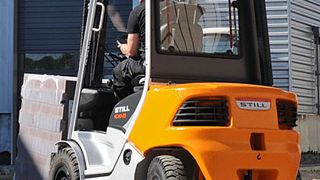 Die neue Serie an Diesel- und Treibgasstaplern RC 40 von Still wird mit Tragfähigkeiten von 1,5 bis 3,0 t angeboten. Bild: Still (Archiv: Vogel Business Media)