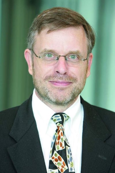 Prof. Gunter Dueck, Business Leader Dynamic Infrastructure und Mitglied der IBM Academy of Technology wird eine von drei Keynotes halten. (Archiv: Vogel Business Media)