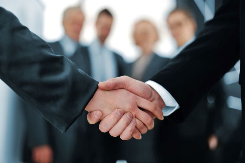 Under the agreement, Indian Oil and Nextchem will jointly explore integrated opportunities for the valorisation of the waste by utilising Nextchem’s technologies for plastic waste upcycling and waste-to-chemicals solutions. (Deposit Photos )