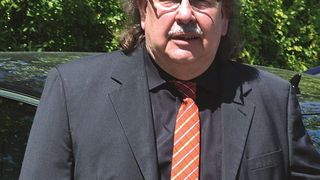 Emmerich Engels: „Seit Einführung der neuen Händlerverträge im Jahr 2003 gibt es bei Volkswagen keinen Unterschied zwischen Ost- und Westdeutschland mehr.“ ( Michel)