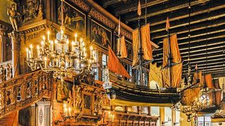 Die obere Rathaushalle ist seit über 600 Jahren eine „Drehscheibe“ gesellschaftlicher Information, Diskussion und Teilhabe sowie ein „Ein Kleinod des freiheitlichen Bremer Bürgersinns“ (Jonas Ginter / BTZ Bremer Touristik-Zentrale)