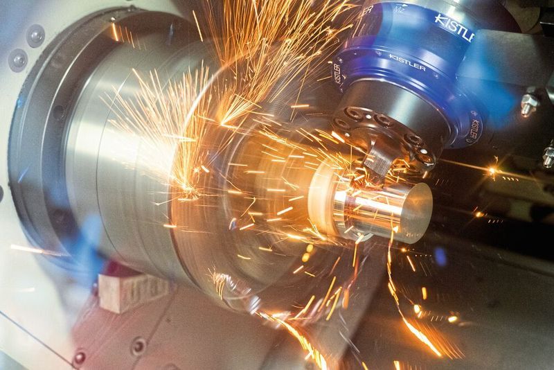 Das RCD misst die auf die Schneide wirkenden Kräfte in allen drei Achsen und berechnet basierend darauf auch das Drehmoment. Die Messwert- und Energieübertragung erfolgt berührungslos und ist daher verschleissfrei. (Kistler Gruppe)