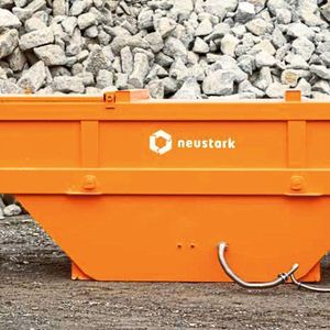 Die Pilotanlage von Neustark macht aus Betonbruch und Kohlendioxid ein Gestein, welches als Basis für frischen Beton dienen kann.(Bild:  Micha Riechsteiner)