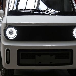 Anfang Februar präsentierte Electric Brands dem Handel nun den „X-Bus S“. Die Partner sollen mit dem in China produzierten Modell die Wartezeit bis zum Start des größeren X-Bus überbrücken.(Bild:  Electric Brands)