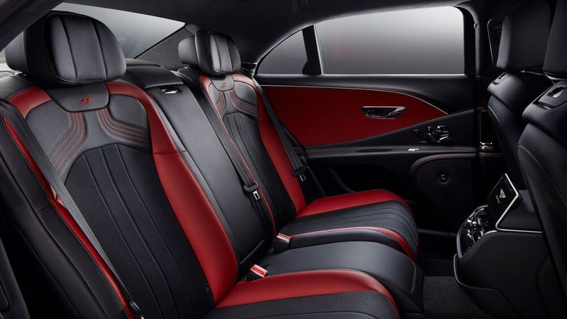 Für die Türverkleidungen wurde Leder verwendet. (Bild: Autoren-Union Mobilität / Bentley)