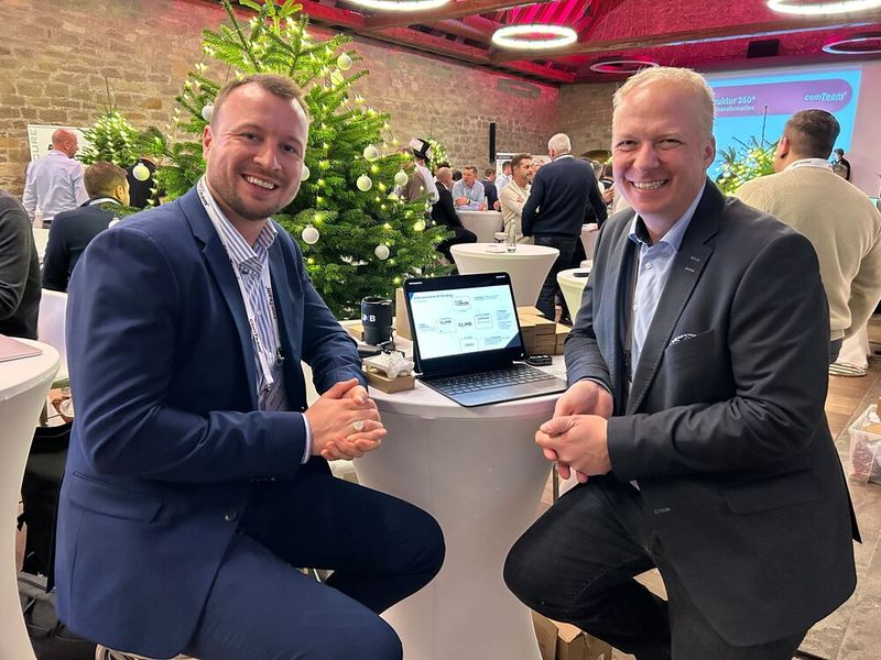 Ganz dem Thema KI verschrieben haben sich Maik Hahn und Martin Bichler (beide Climb).  (Bild: Vogel IT-Medien)