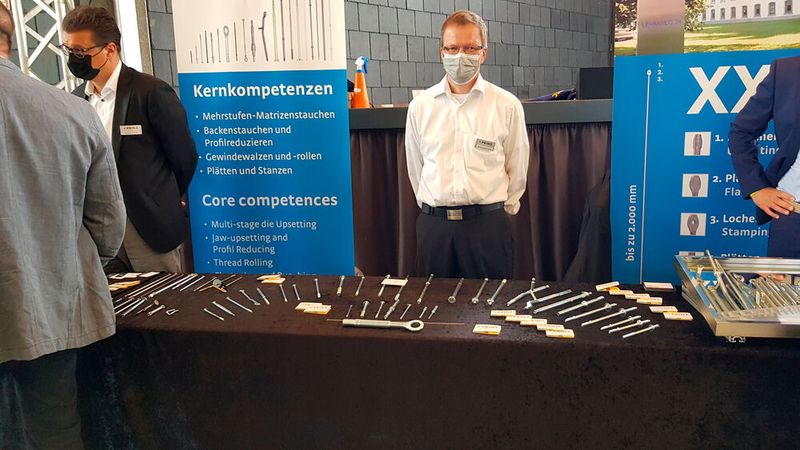 Die Firma Prinz präsentierte kaltumgeformte Verbindungselemente, die hauptsächlich in der Automobilindustrie Einsatz finden. (Bild: D.Quitter/VCG)