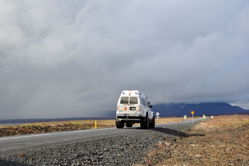 Fahrt durch die isländische Landschaft (Archiv: Vogel Business Media)