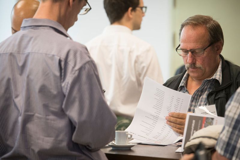 Die Pausen wurden rege zum Erfahrungsaustausch und zum Networking genutzt. (Thomas Entzeroth)