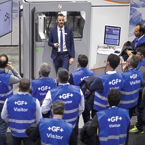 Eins der Highlights des Events ist die Vorstellung der Cut X 350 mit einer Erklärung ihrer Vorteile für Kunden.(Bild:  GF Machining Solutions)