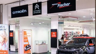 Der rund 150 Quadratmeter große Citroën-Citystore vom Autohaus Fischer liegt in einem Shoppingcenter in Hameln.   (Bild: PeTe FotoDesign)