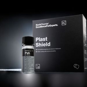Plast Shield macht unlackierte Kunststoffflächen wasserabweisend. (Bild:  Koch-Chemie)