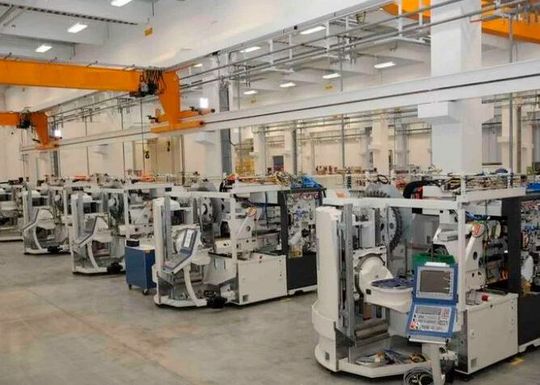 Der Januar ist für den deutschen Maschinenbau super gelaufen, wie der VDMA jetzt berichten kann. Die Auftragszuwächse sind im guten zweistelligen Bereich. Doch die Ukraine-Krise wird sich erst im Verlauf des März erstmals bemerkbar machen. Wie, weiß noch keiner. (Bild:  Grob)