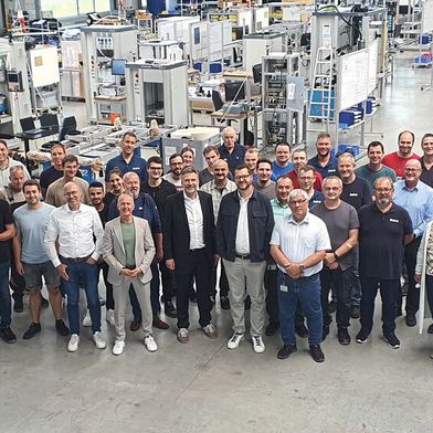 BDG und EP Ehrler sehen in der Transaktion starke Chancen für die gemeinsame Weiterentwicklung. (Bild: BDG Testing und Automation GmbH)