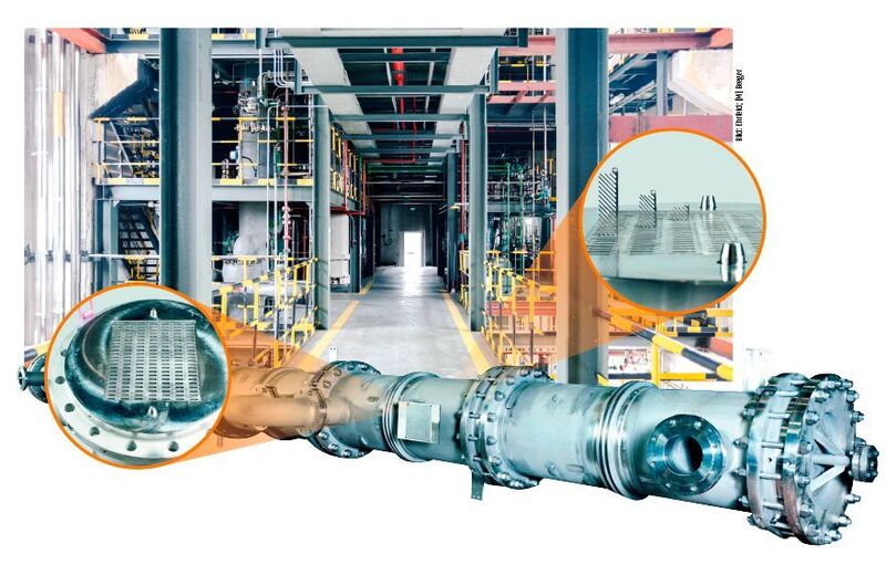 Integration des kontinuierlichen Flow-Reaktors in die bestehende Gebäude-Infrastruktur bei Shaoxing Eastlake in China nahe Shanghai. (Ehrfeld; [M] Beeger)