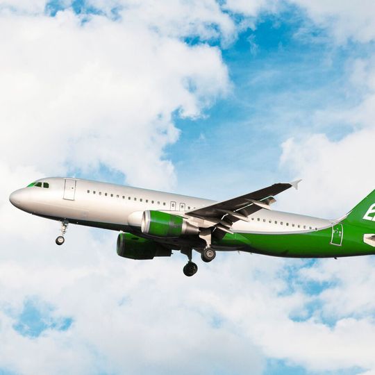 In der Power-to-X-Anlage sollen jährlich 50.000 Tonnen grünes Kerosin erzeugt werden, was dem weltweit größten Produktionsvolumen von PtL-Kerosin entspricht.(Bild:  EDL)