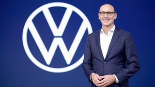 VW-Markenchef zum Projekt Trinity: „Es wird ein dynamisches und flaches Auto mit etwas über vier Metern Länge sein, das es so in unserer aktuellen Modellplatte noch nicht gibt.“ (Volkswagen)