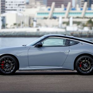 Das von Infiniti bekannte Triebwerk leistet mit seinen beiden Turbos 400 PS und reißt mit bis zu 475 Nm an den Hinterrädern.(Bild:  Nissan)
