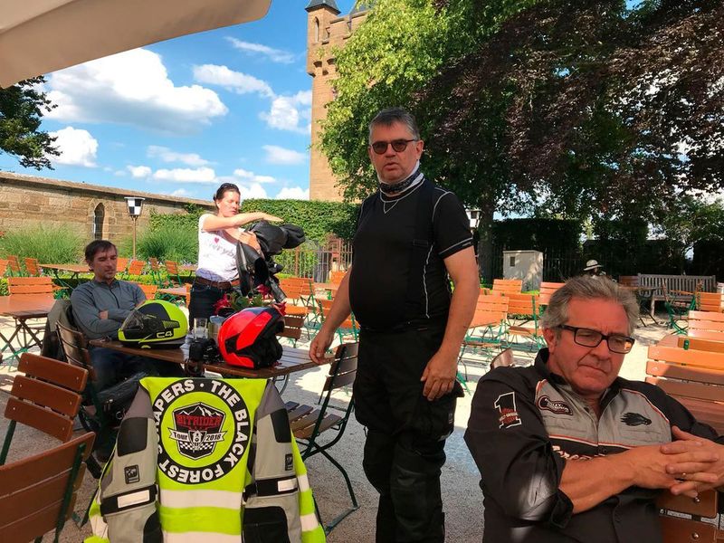 Günther Knoll rief zur Weiterfahrt auf. (Vogel IT-Medien GmbH)