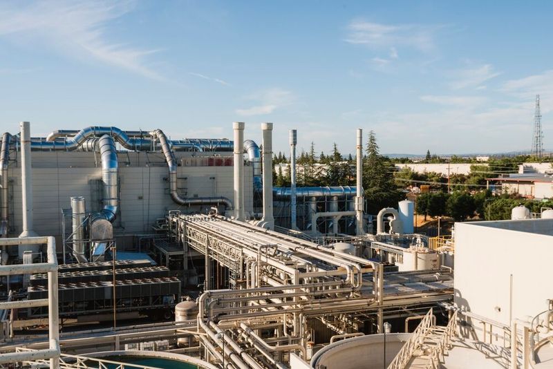 Bosch is investing up to $2 billion to transform the Roseville site into a facility that produces and tests SiC semiconductors with state-of-the-art processes and equipment. (Source: Bosch)