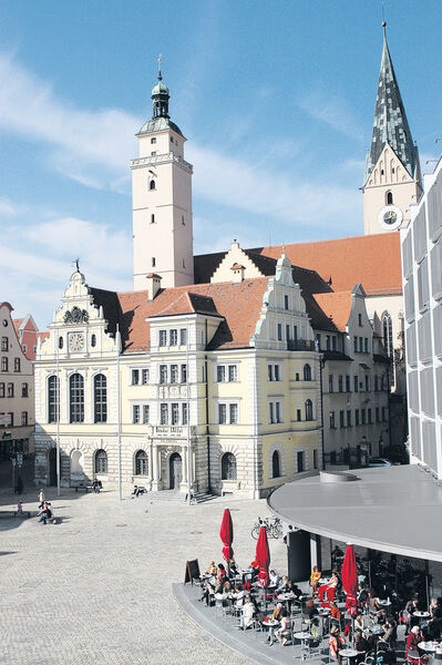 Der schöne Ingolstädter Rathausplatz (Bild: Stadt Ingolstadt)
