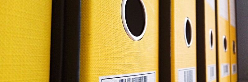Das Pflichtenheft beschreibt im Wesentlichen die technische Ausführung eines Projekts. Es bildet zusammen mit dem Lastenheft die Grundlage für einen Liefer- oder Projektierungsauftrag. Das Pflichtenheft beschreibt im Wesentlichen die technische Ausführung eines Projekts. Es bildet zusammen mit dem Lastenheft die Grundlage für einen Liefer- oder Projektierungsauftrag.