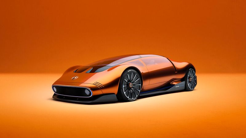 Kupferstich und Changiereffekte in der Lackierung stimmen auf Elektro-Zukunft ein. (Bild: Mercedes-Benz)