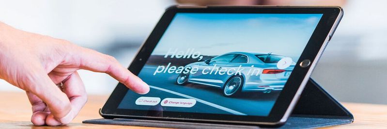 Fehlende Entwickler machen Low-Code für CX noch relevanter. Bis 2024 könnten sogar 80 Prozent der digitalen Erfahrungen von technischen Laien entwickelt werden.(Bild:  gemeinfrei // Unsplash)