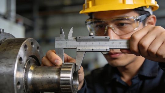 Wenn Ersatzteile fehlen, schafft Reverse Engineering die Grundlage für eine sichere und wirtschaftliche Instandhaltung.(Bild: ©  Colin - stock.adobe.com)