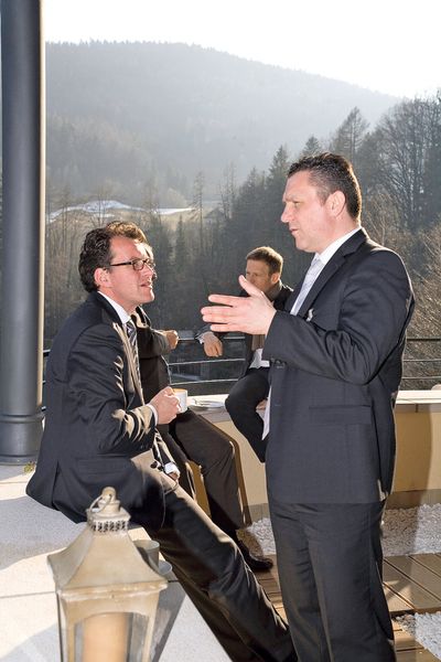 Die Diskussionsthemen rissen auch in kleiner Runde nicht ab. (Bild: Vogel IT-Medien)