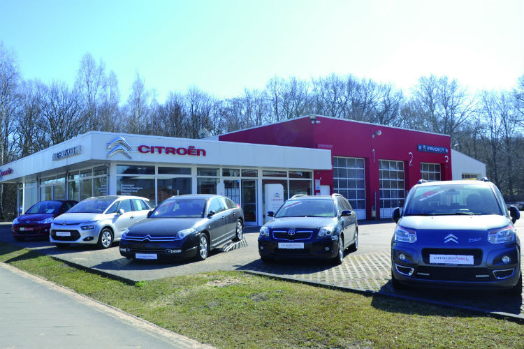 In dem „älteren“ Bau von 1996 ist der Service für Citroën und Peugeot untergebracht. (Foto: Mauritz)