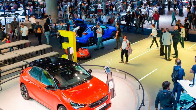 Ob die Messehallen bei der kommenden IAA so voll sein werden wie 2019 in Frankfurt, ist fraglich.